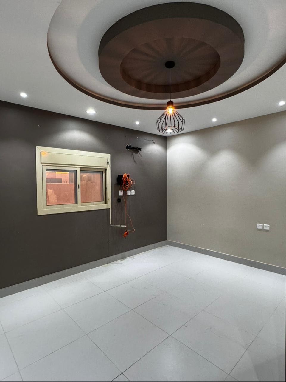 فيلا للايجار في حي الحمدانية